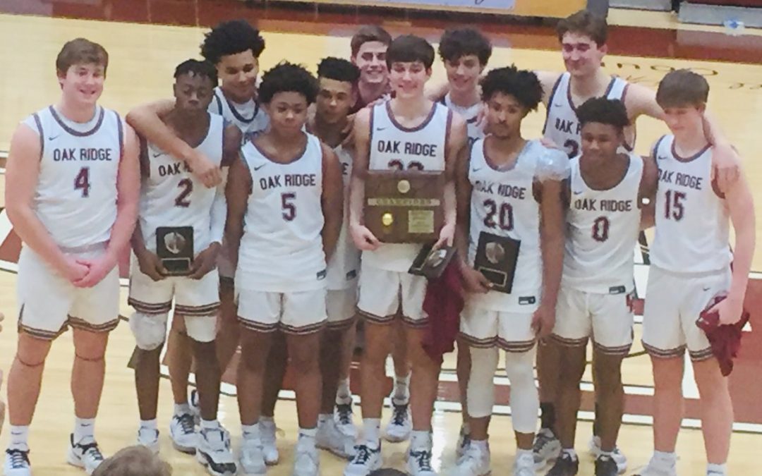 Knoxville Area Boys’ Hoops Roundup: State Sectionals